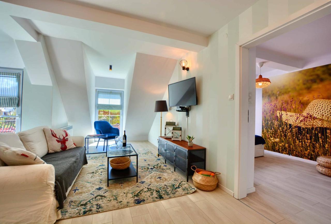 Apartament Beztroski Устшики Долне Екстериор снимка